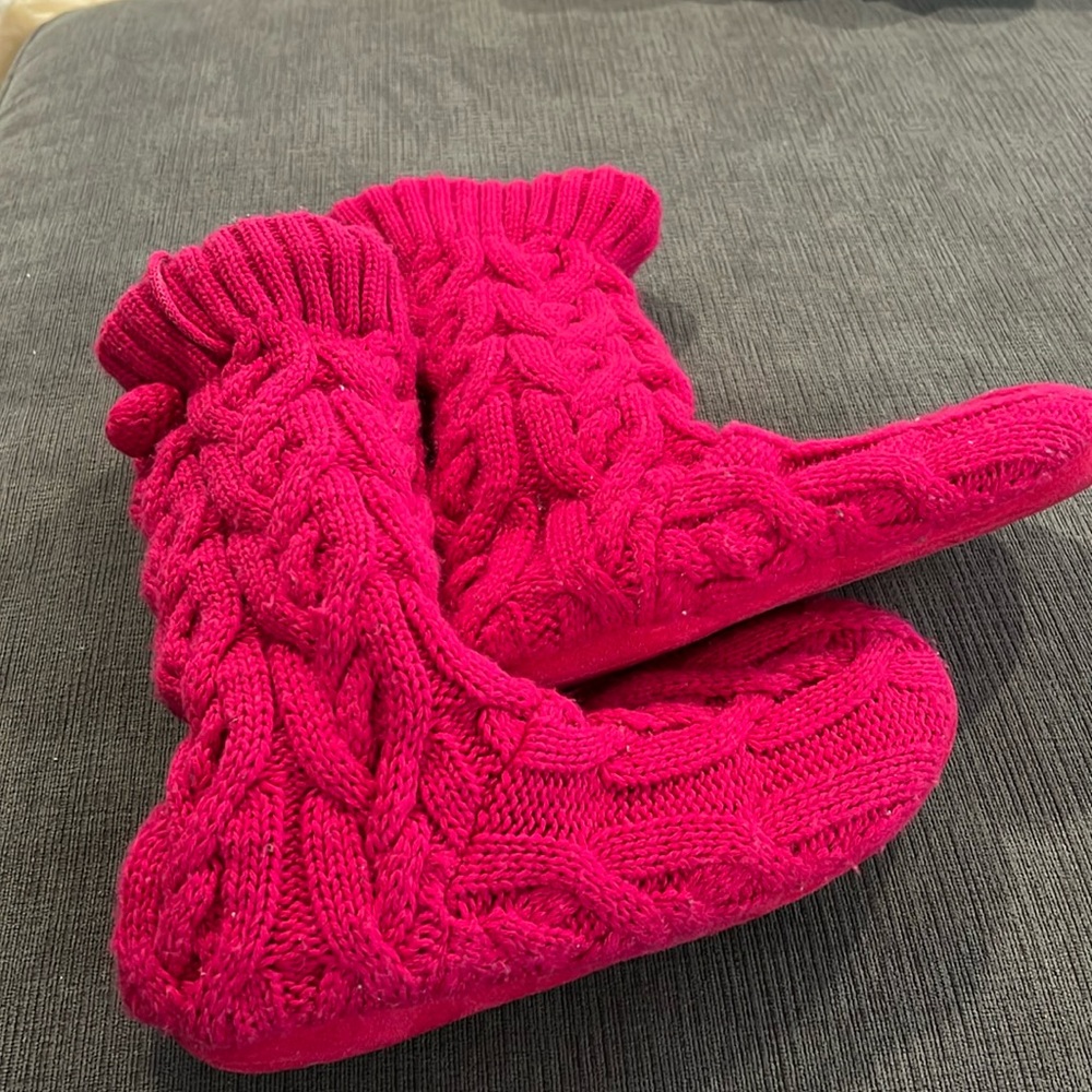 Gap pink Pom Pom slippers